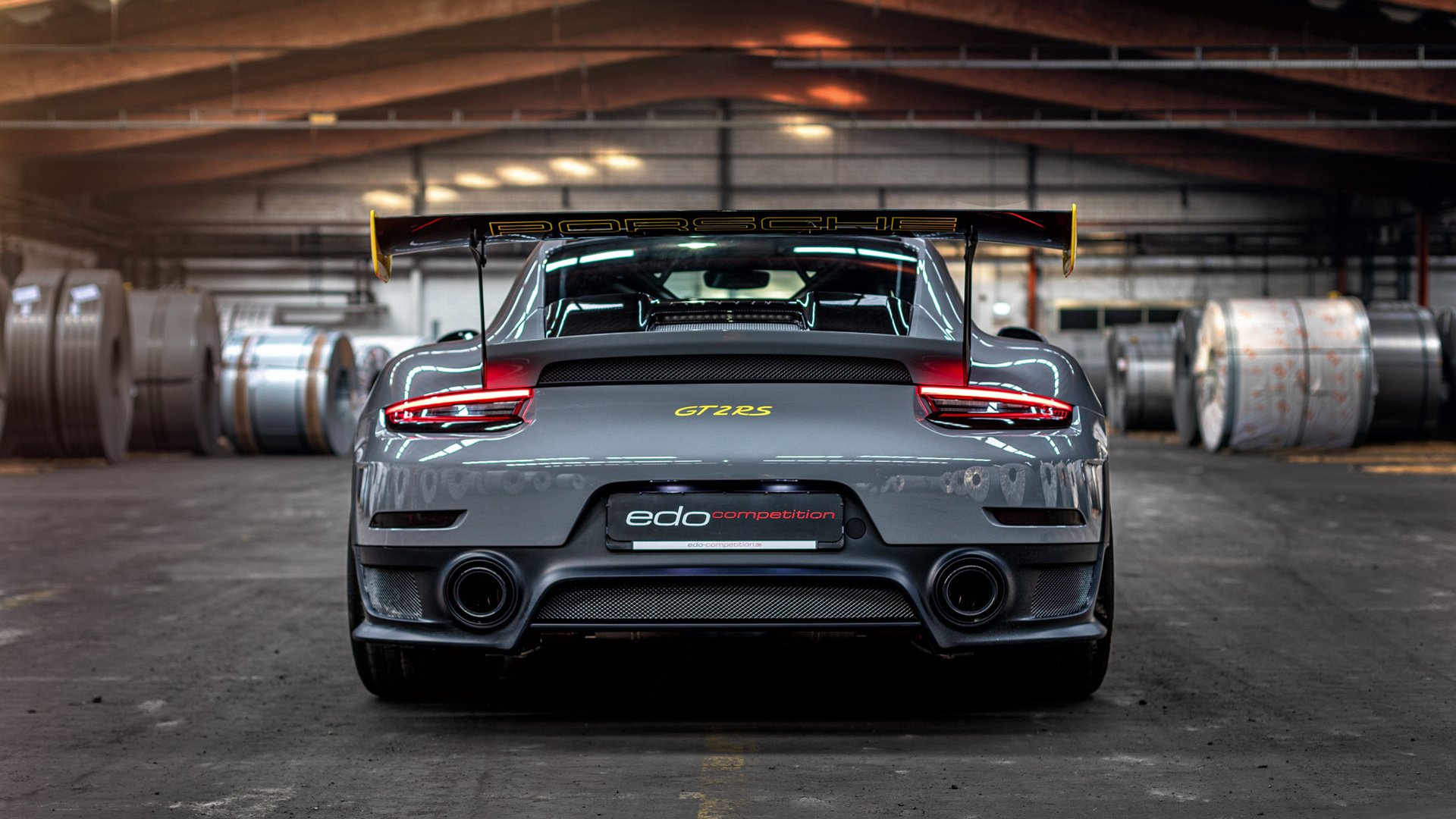 “西甲明星对决,场上激情燃烧”,西甲联赛球星